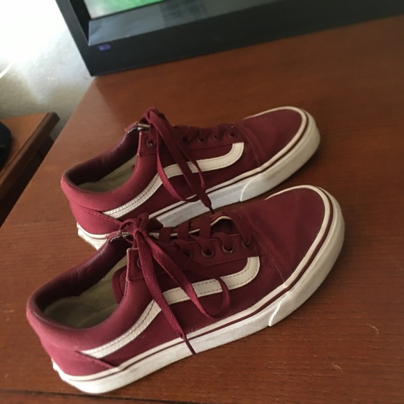 Women’s Maroon Vans - Picture 5 of 6